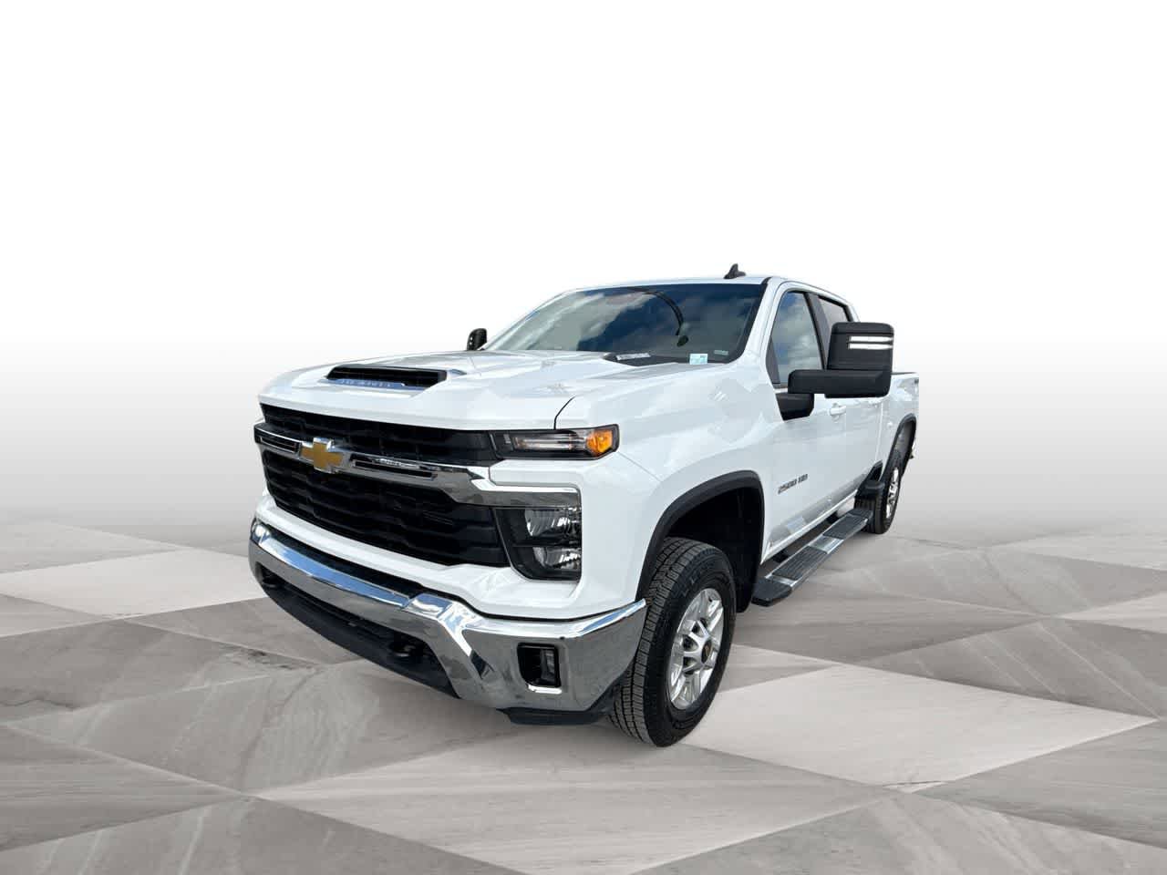 Used 2025 Chevrolet Silverado 2500 LT w/ Convenience Package AWD/4WD image 4