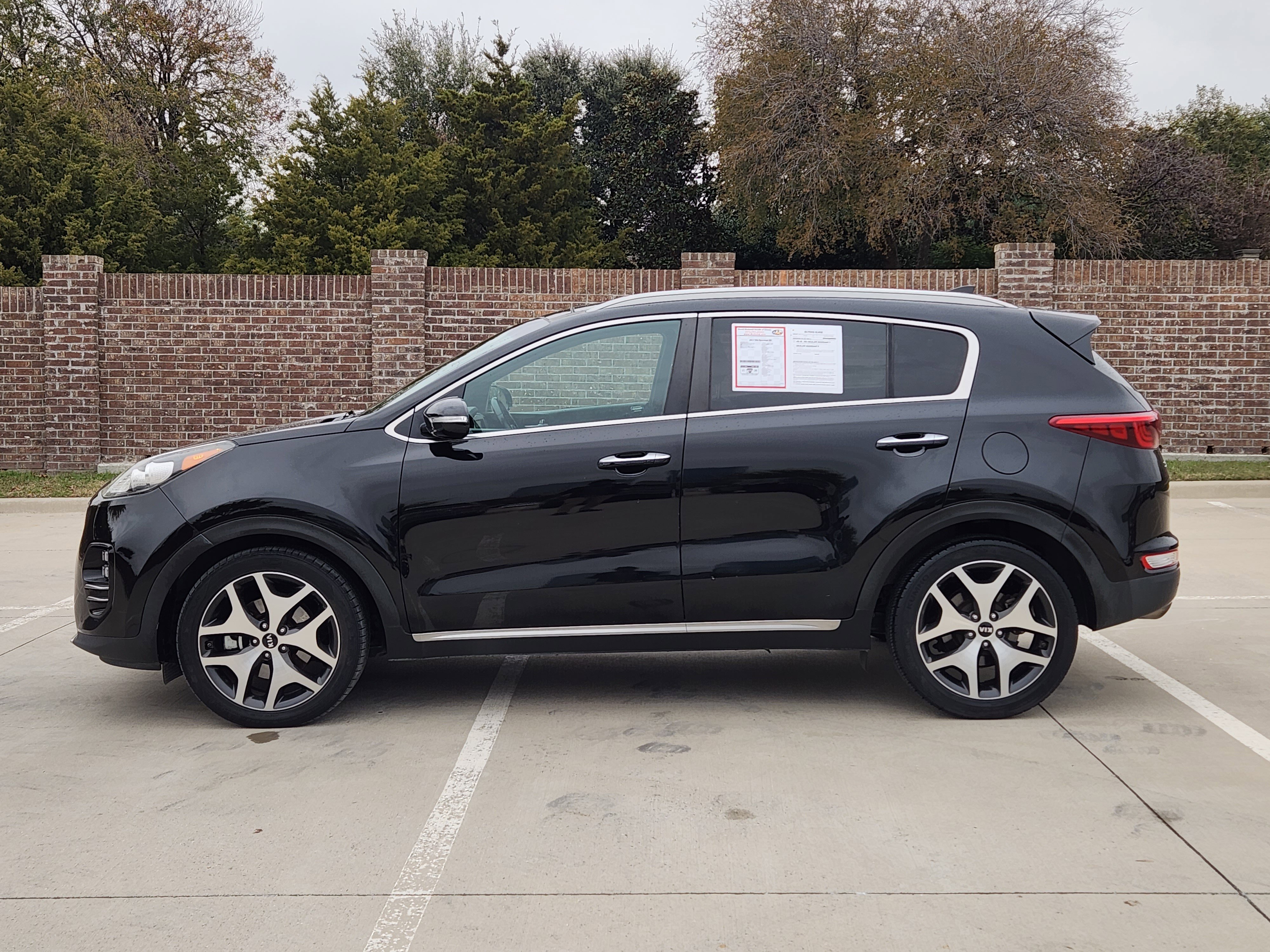 Used 2017 Kia Sportage SX image 5