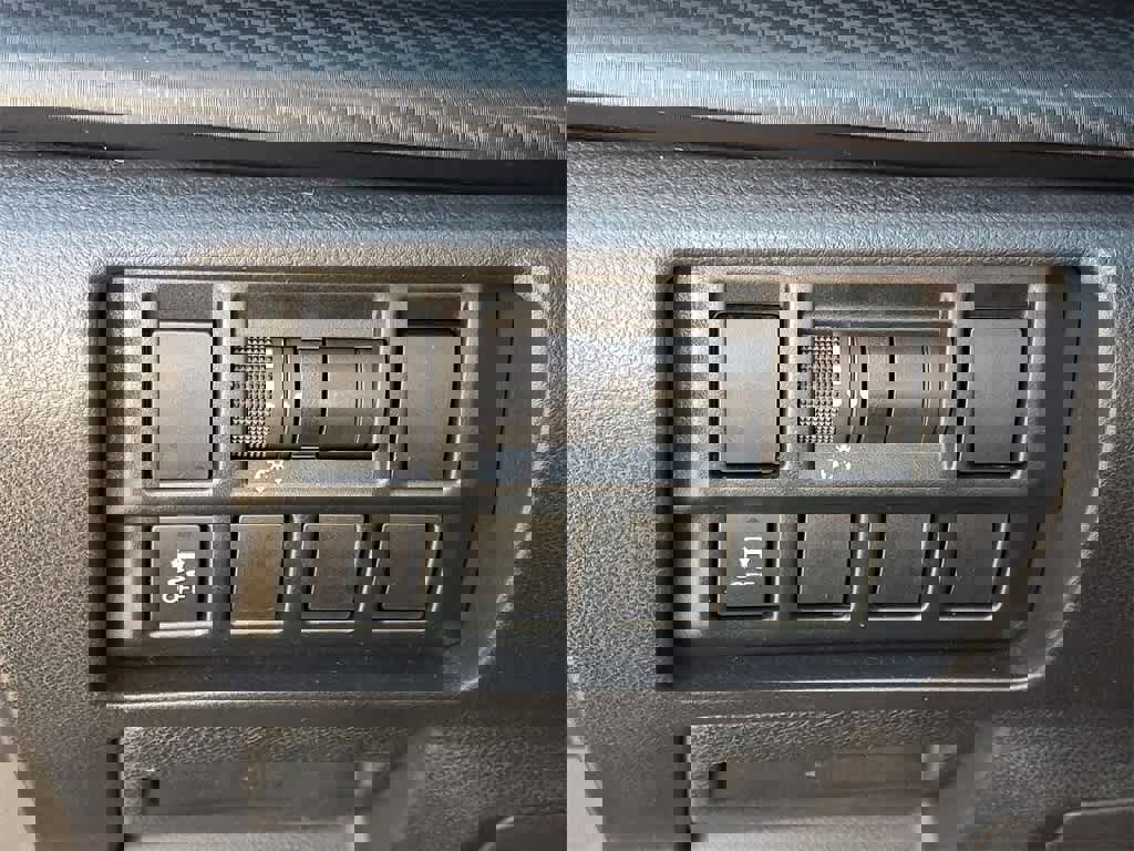 Used 2018 Subaru Crosstrek 2.0i image 22