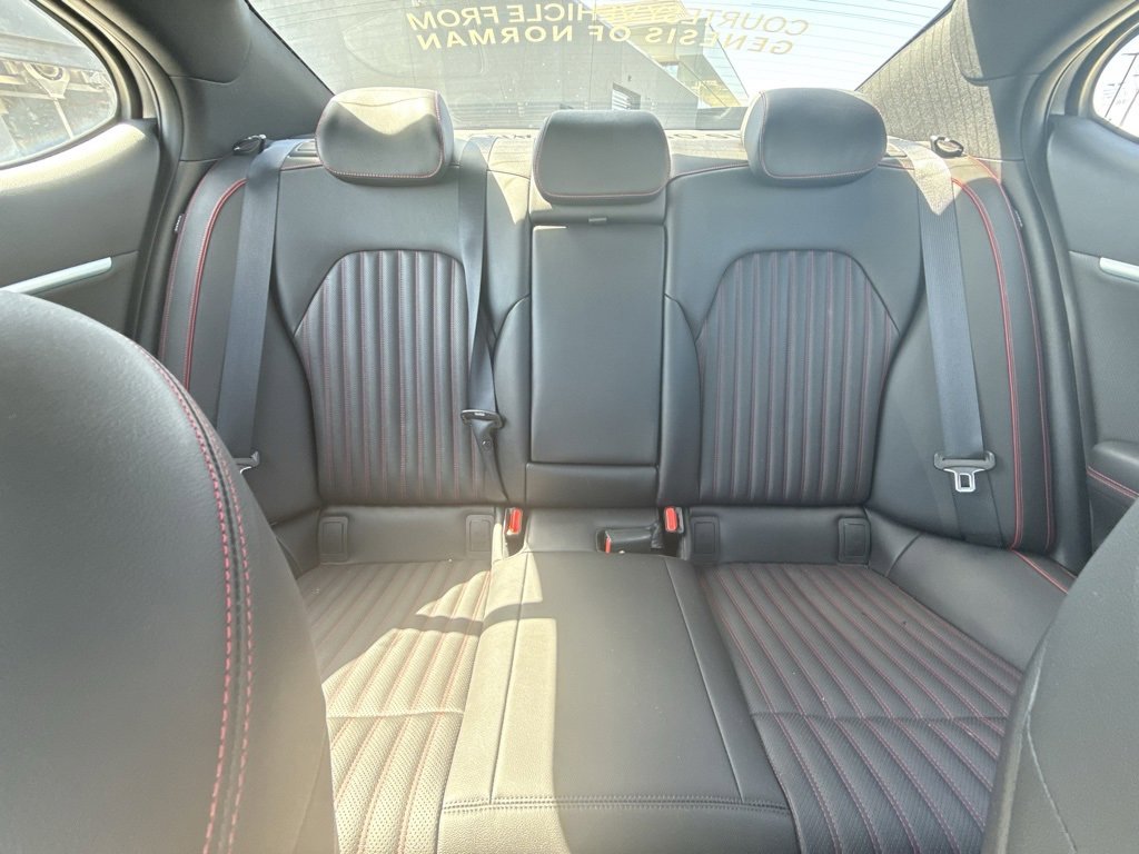 Used 2025 Genesis G70 2.5T w/ Sport Prestige Package image 29