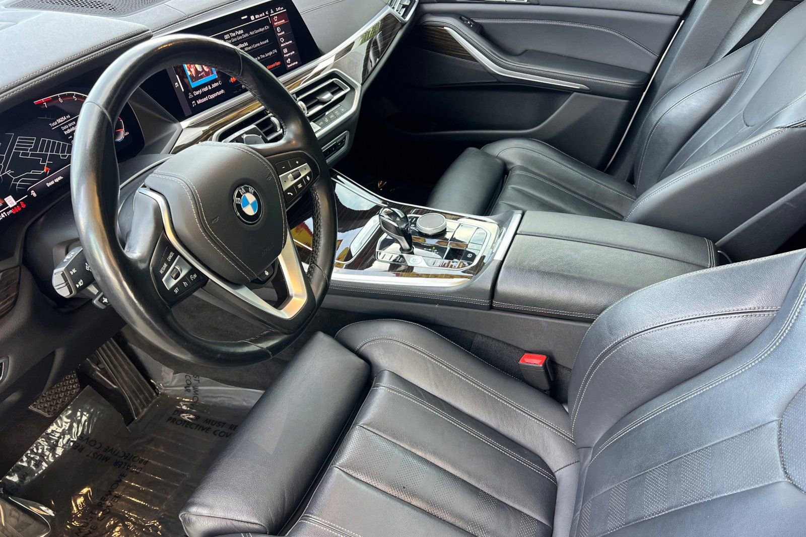 Used 2020 BMW X5 xDrive40i w/ Premium Package image 11