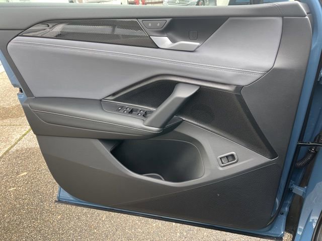 New 2026 Volkswagen Tiguan SE image 17