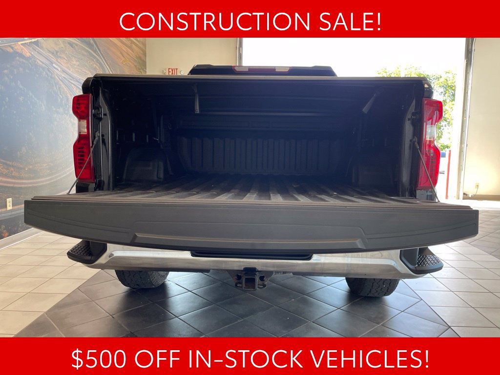Used 2024 Chevrolet Silverado 1500 LT AWD/4WD image 13
