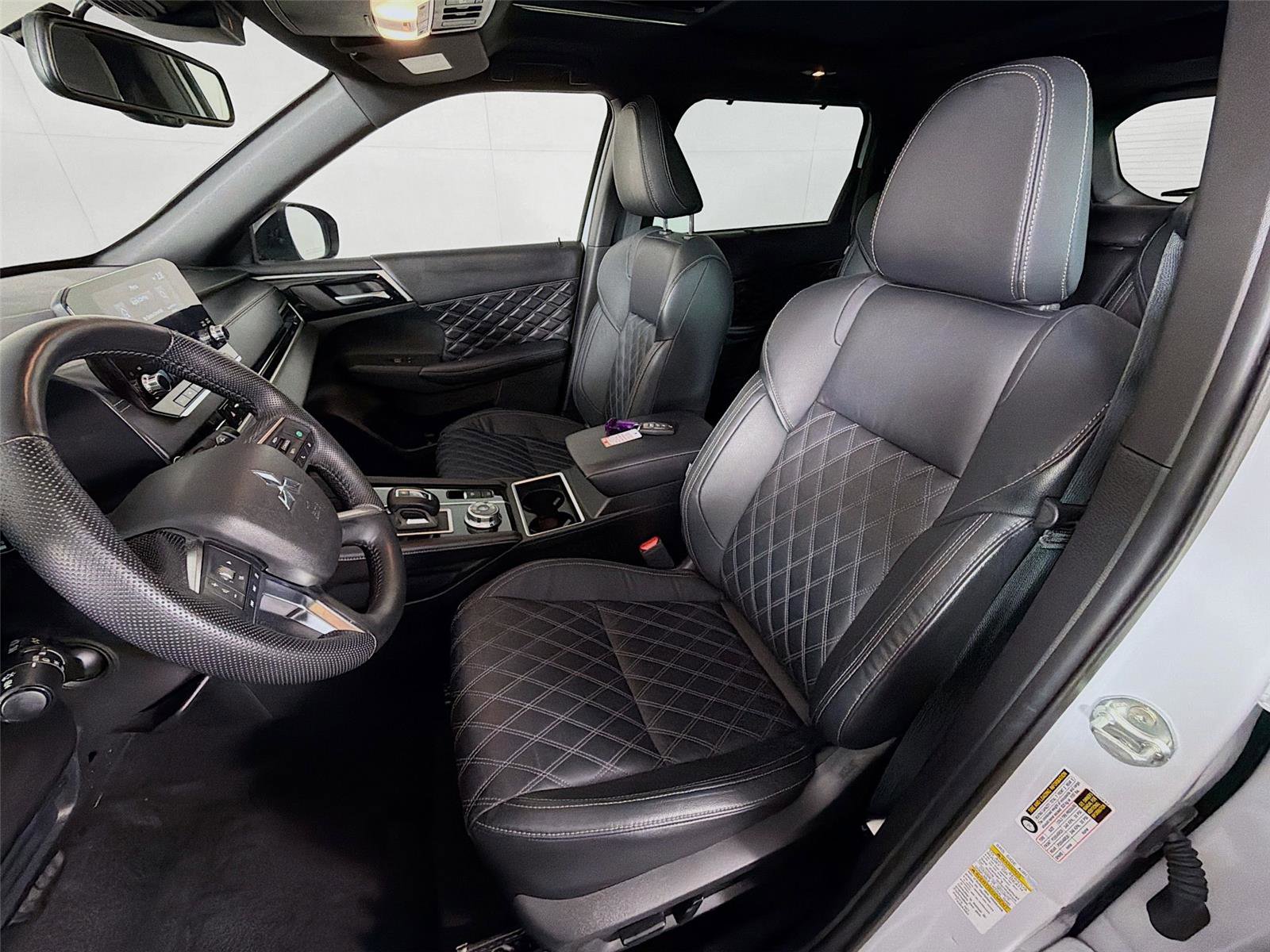 Used 2023 Mitsubishi Outlander SEL Black Edition AWD/4WD image 11