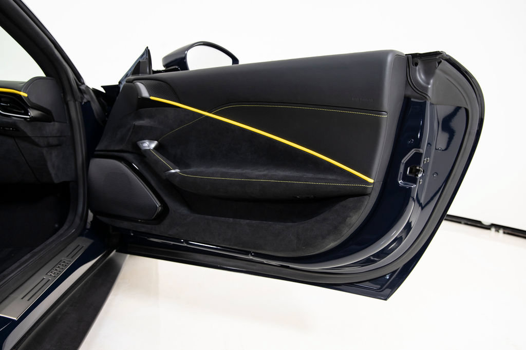 Certified 2024 Ferrari Roma Spider RWD image 25