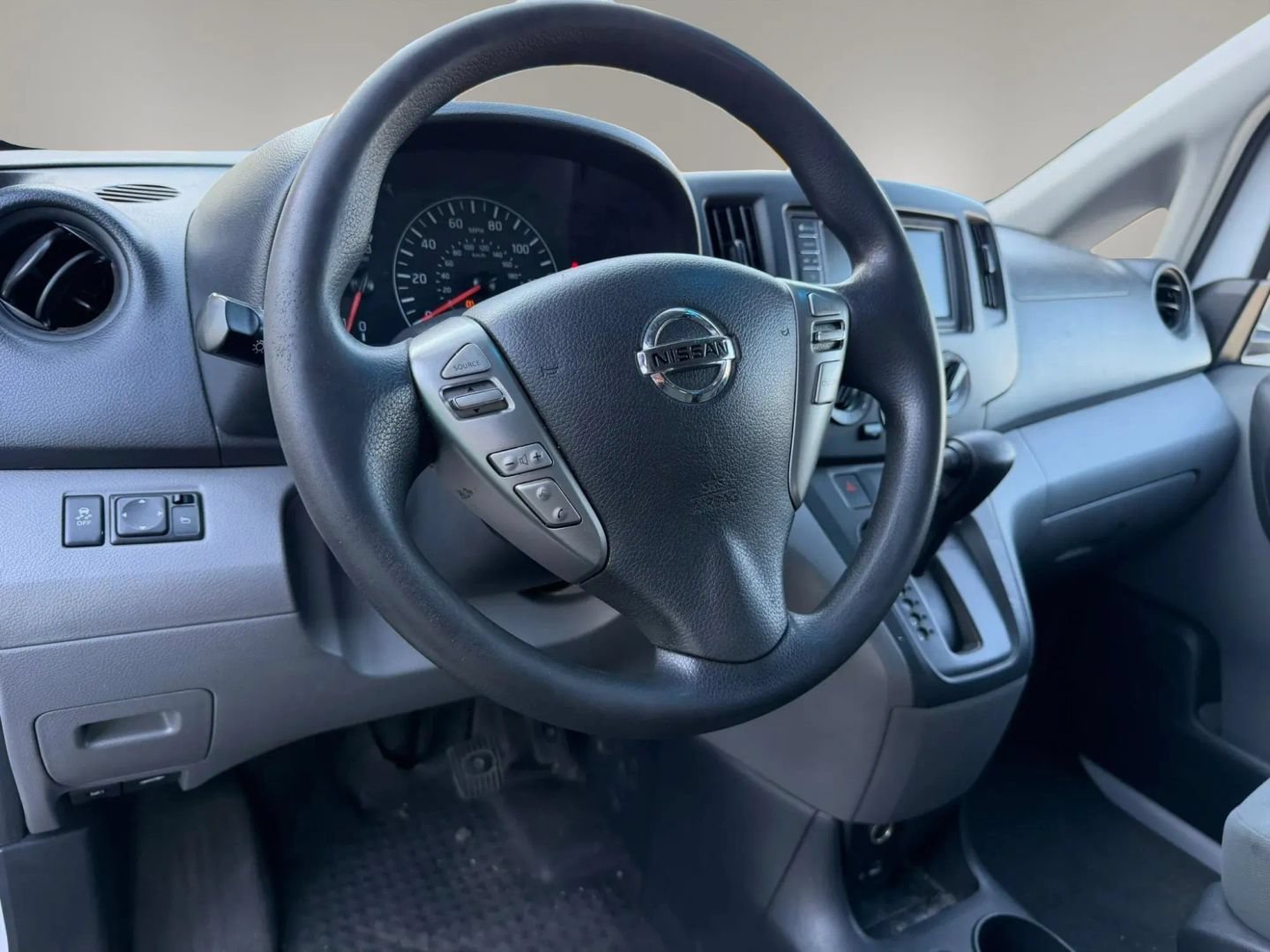 Used 2020 Nissan NV200 SV w/ Back Door Glass Package FWD image 11