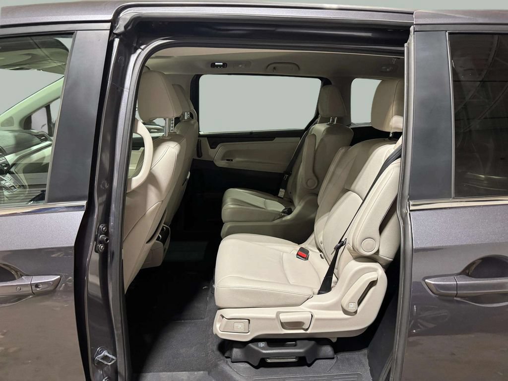 Used 2025 Honda Odyssey EX-L image 24