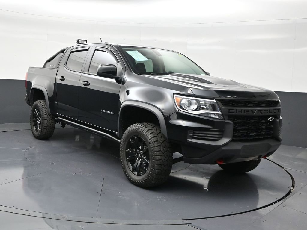 Used 2022 Chevrolet Colorado ZR2 w/ ZR2 Midnight Special Edition image 7