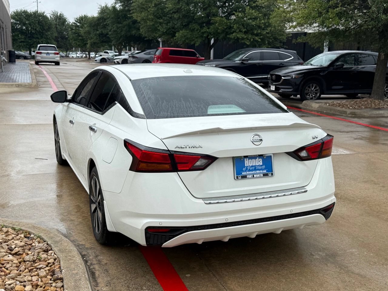 Used 2021 Nissan Altima 2.5 SV FWD image 3
