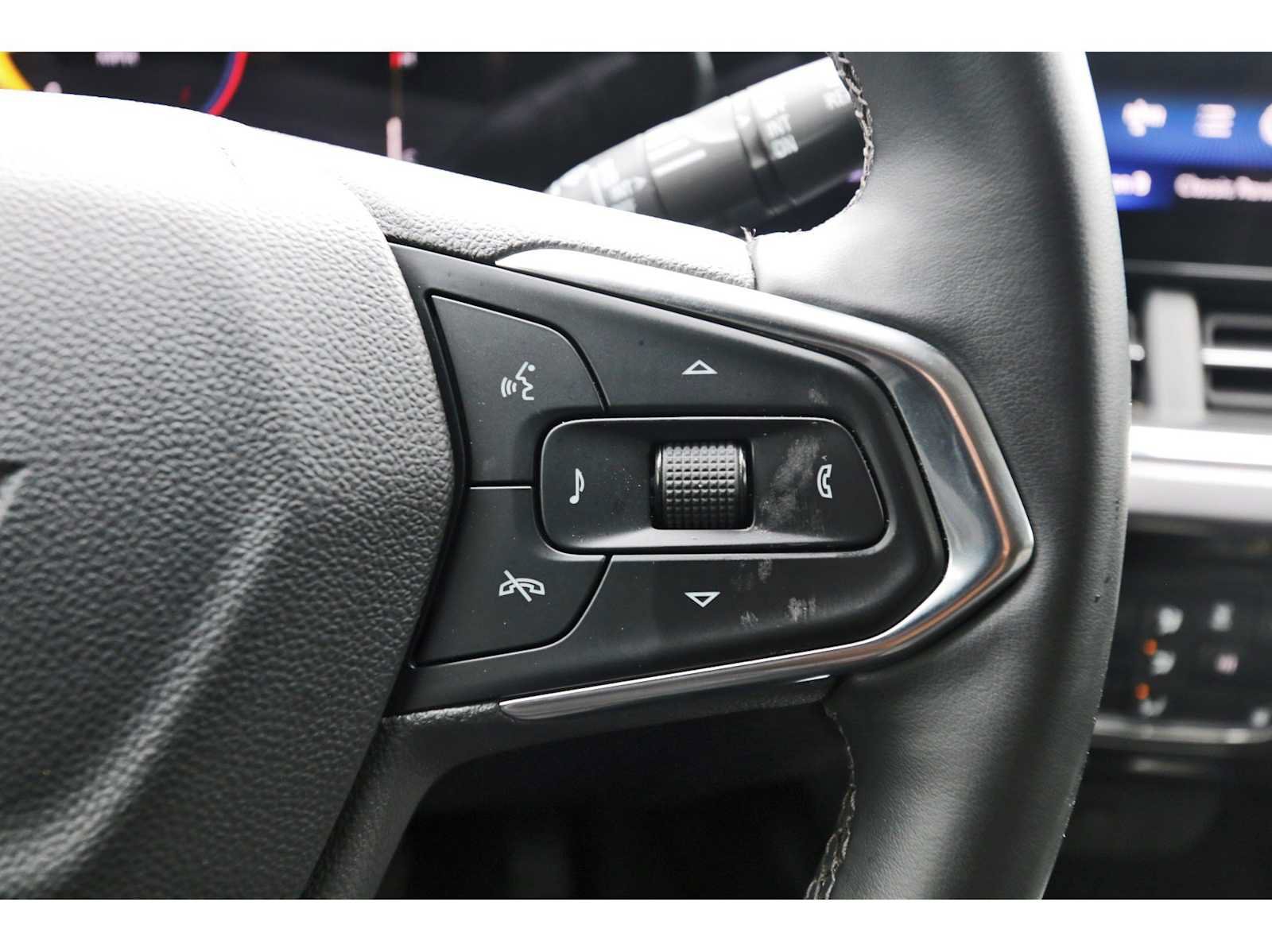 Used 2025 Chevrolet Trax ACTIV w/ Driver Confidence Package FWD image 16