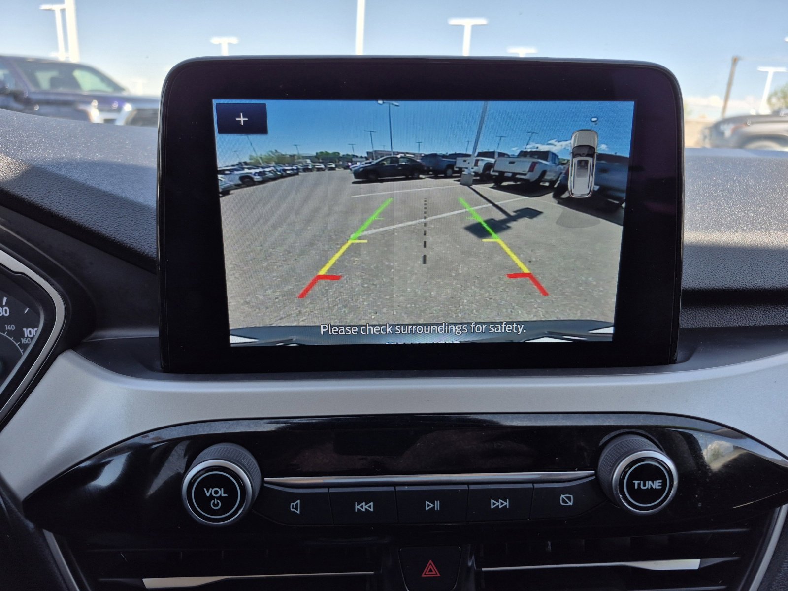 Used 2022 Ford Escape SE image 28