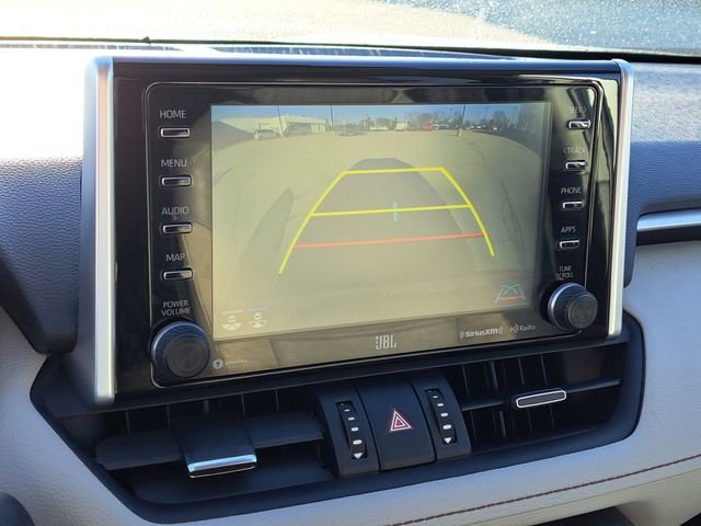 Used 2021 Toyota RAV4 XLE Premium AWD/4WD image 16