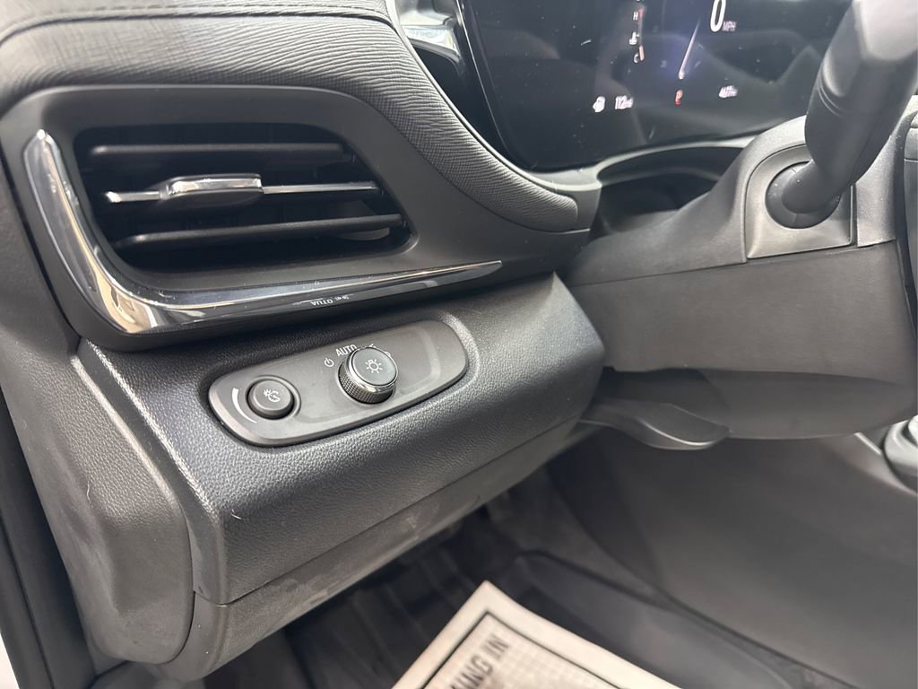 New 2025 Buick Envista Preferred w/ Convenience I Package FWD image 35