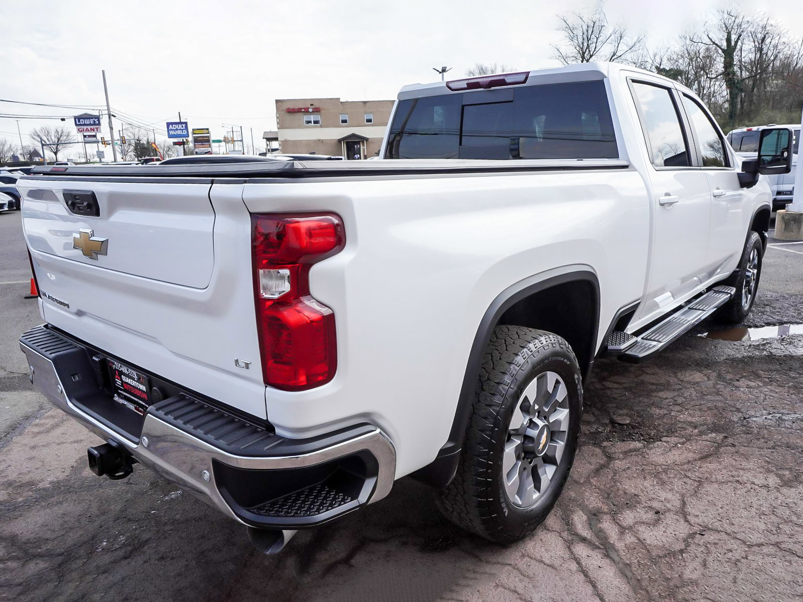 Used 2024 Chevrolet Silverado 2500 LT w/ Texas Edition image 6
