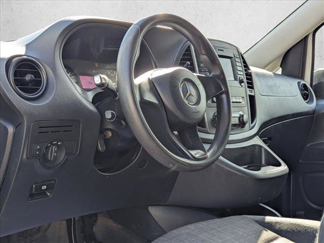 Used 2020 Mercedes-Benz Metris image 10