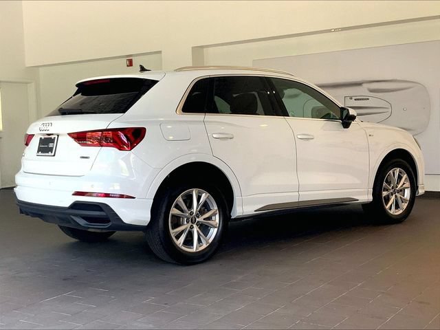Used 2023 Audi Q3 2.0T Premium Plus w/ Premium Plus Package AWD/4WD image 7