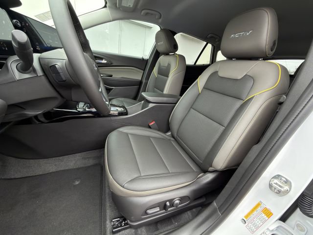 New 2026 Chevrolet Trax ACTIV w/ Driver Confidence Package image 19