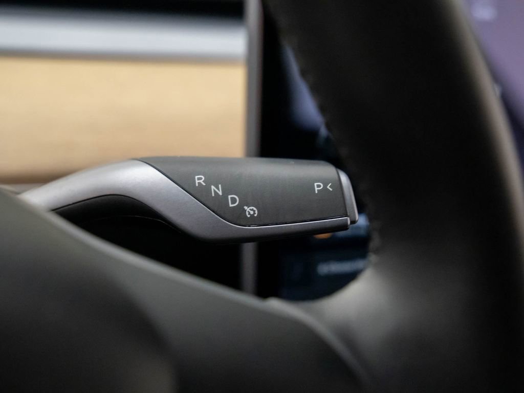 Used 2020 Tesla Model 3 Performance image 21