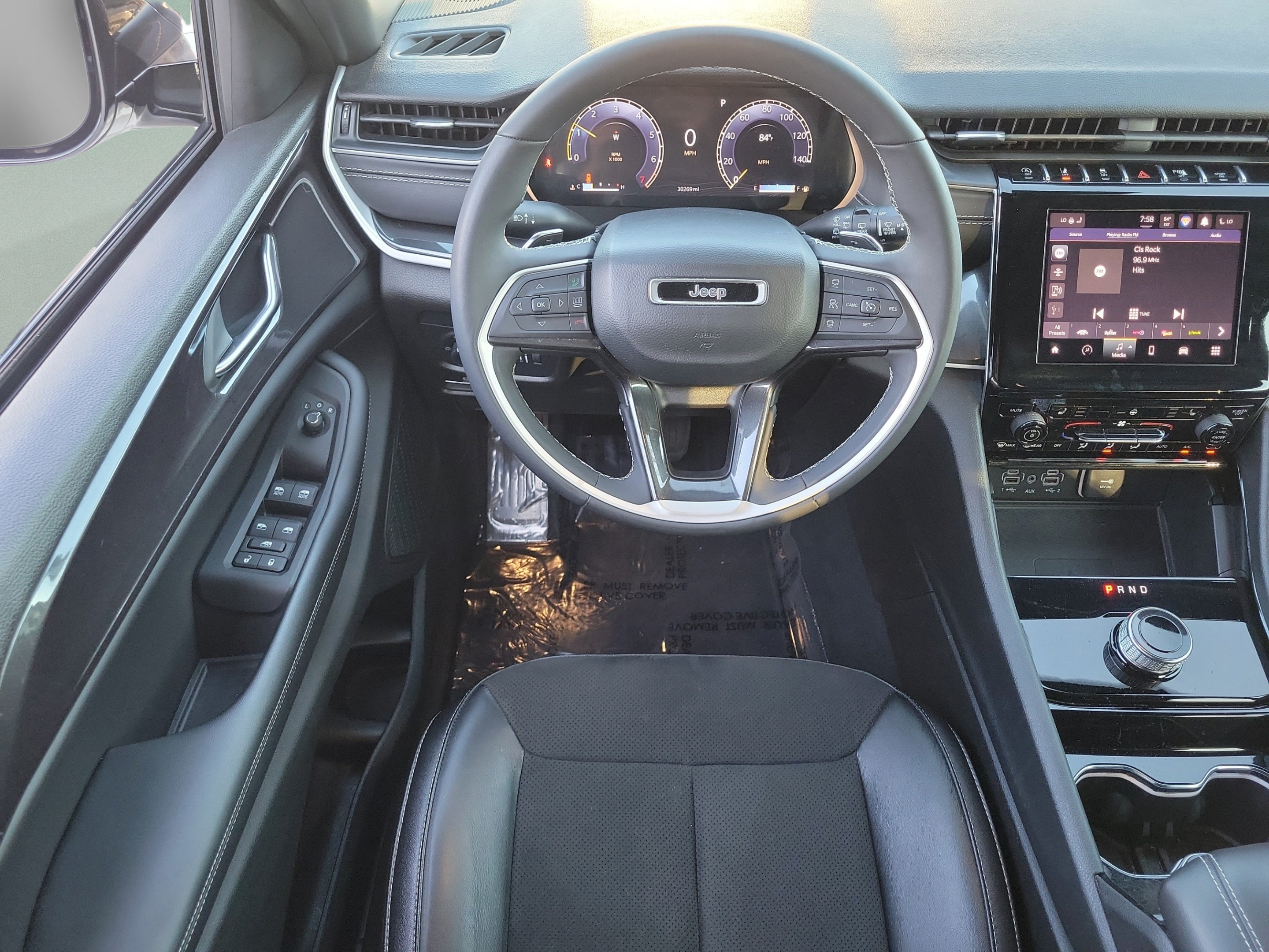 Certified 2023 Jeep Grand Cherokee L Laredo AWD/4WD image 8
