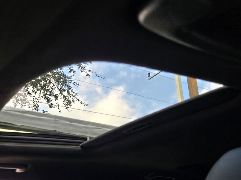 Used 2024 Hyundai Santa Fe Calligraphy image 16