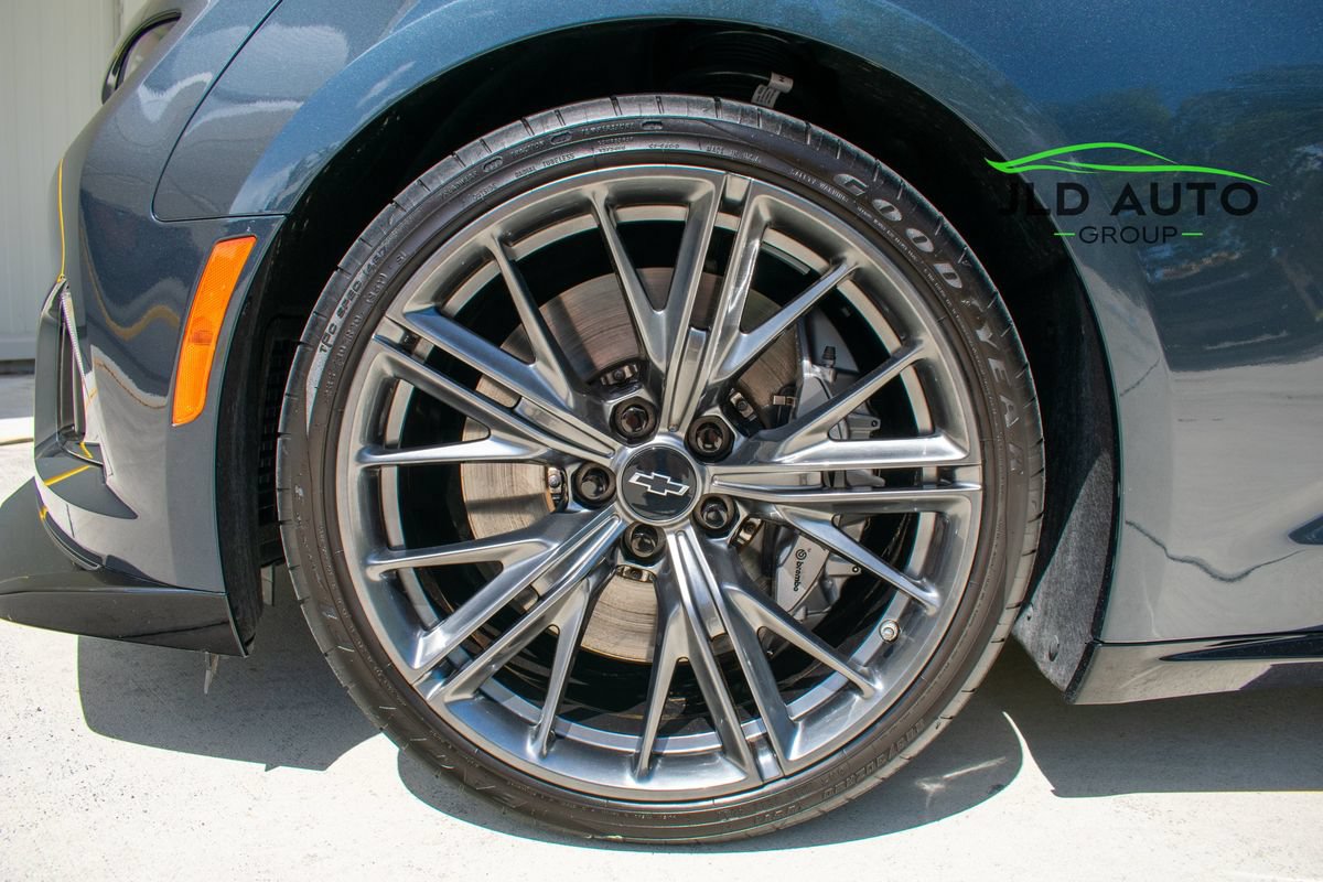 Used 2023 Chevrolet Camaro ZL1 RWD image 33