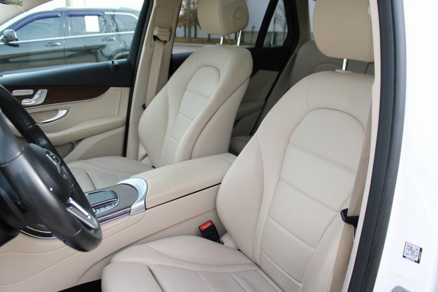 Used 2022 Mercedes-Benz GLC 300 4MATIC image 28