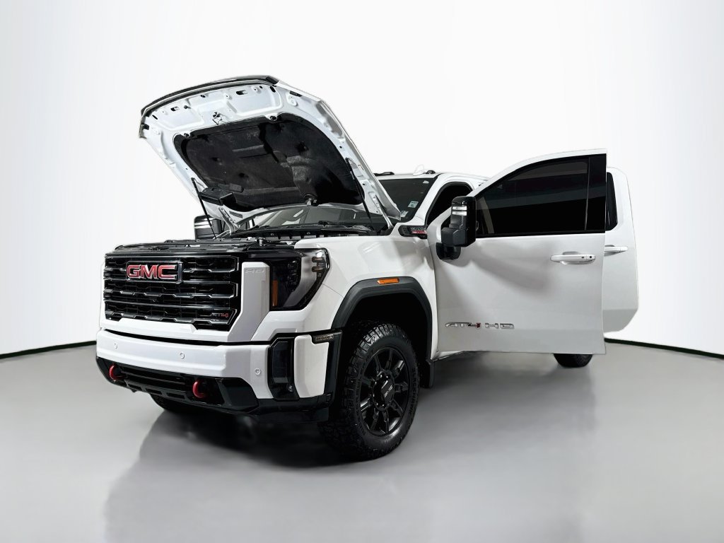 Used 2024 GMC Sierra 2500 AT4 w/ AT4 Premium Plus Package AWD/4WD image 26