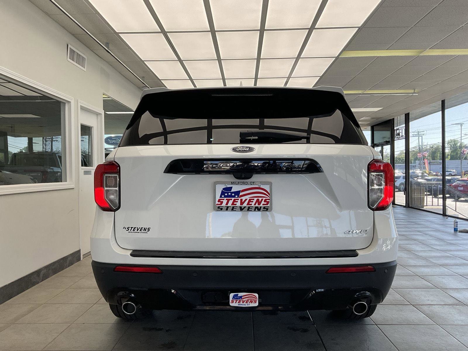 Used 2022 Ford Explorer ST-Line w/ Class IV Trailer Tow Package image 6