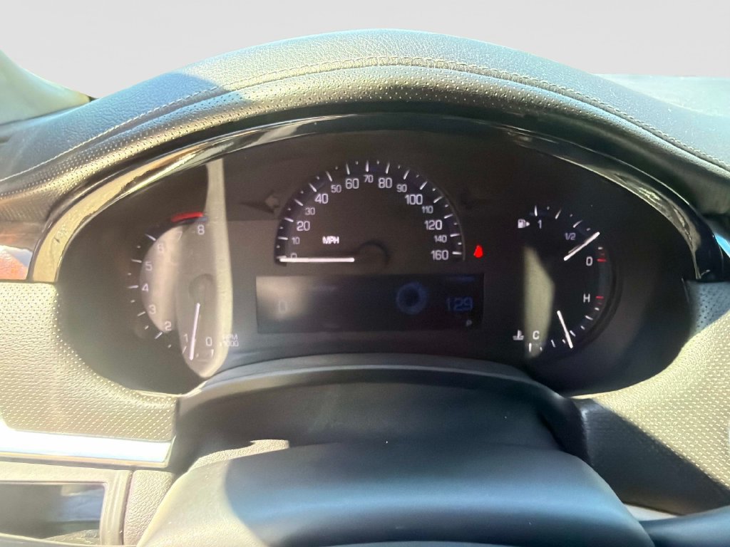 Used 2013 Cadillac XTS Luxury FWD image 28