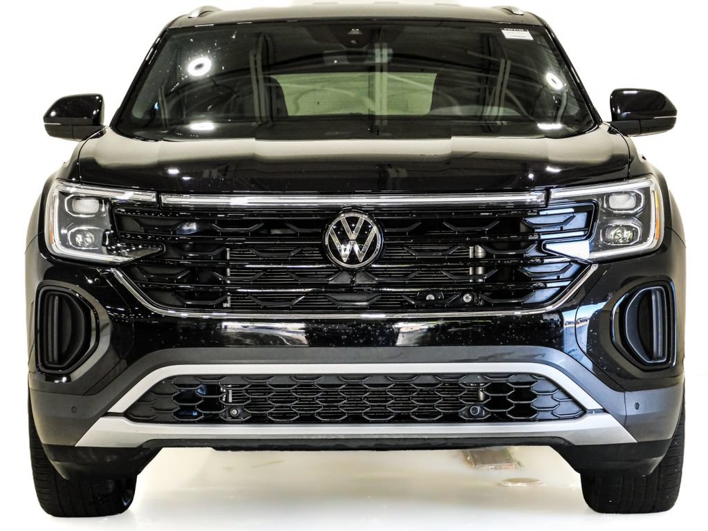 Used 2026 Volkswagen Atlas Cross Sport SE FWD image 2
