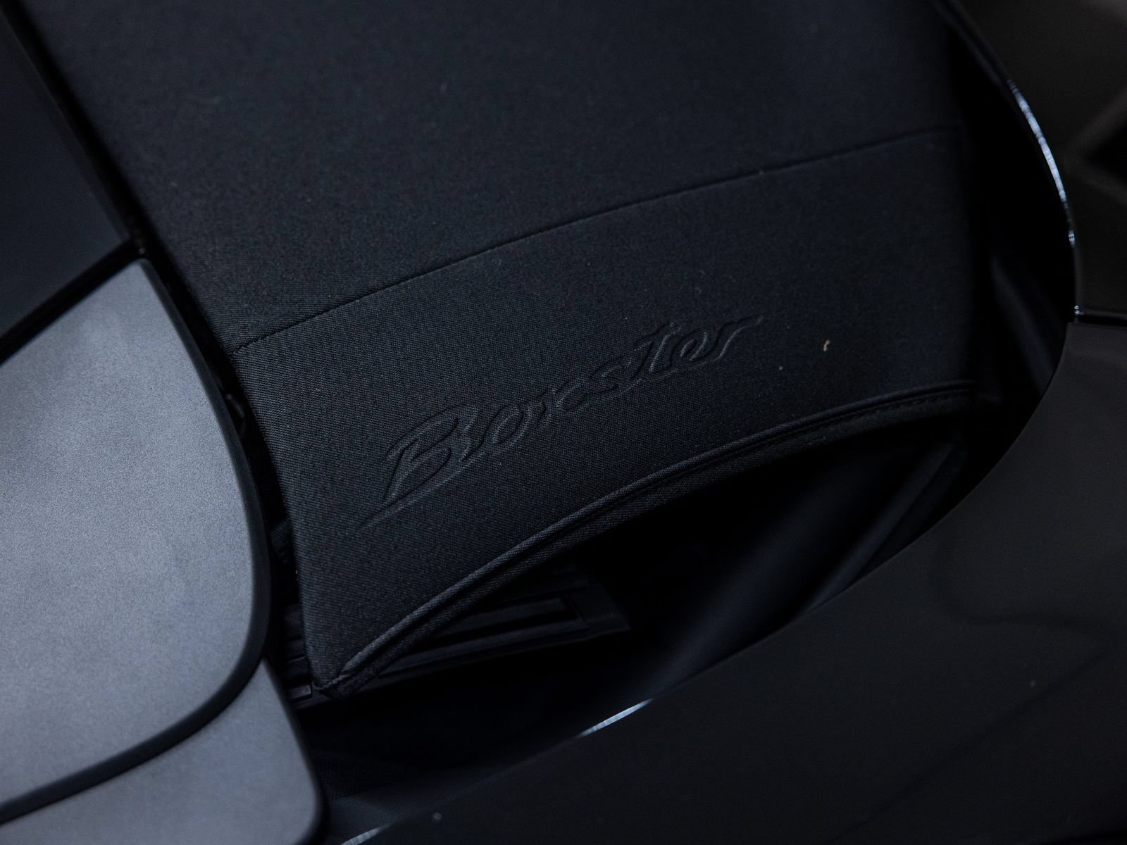 Certified 2024 Porsche 718 Boxster RWD image 22