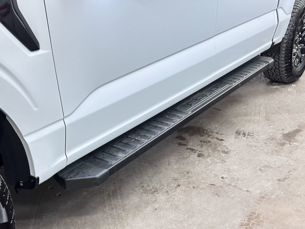 New 2025 Ford F150 XLT w/ Equipment Group 302A MID image 18