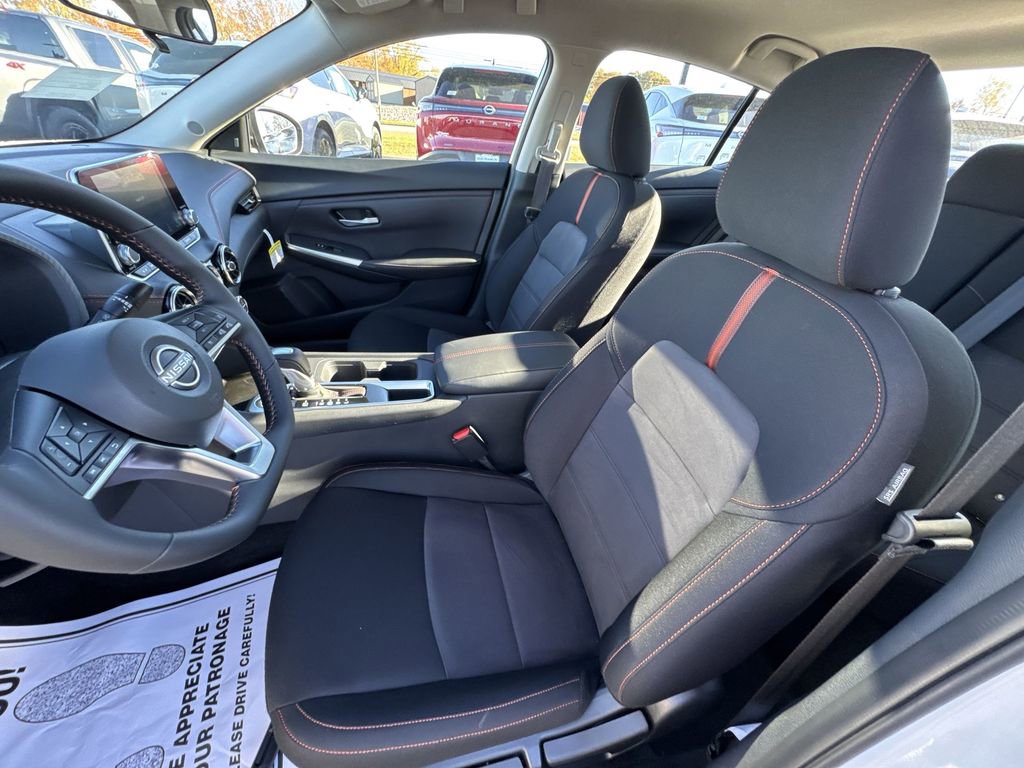 New 2025 Nissan Sentra SR image 11