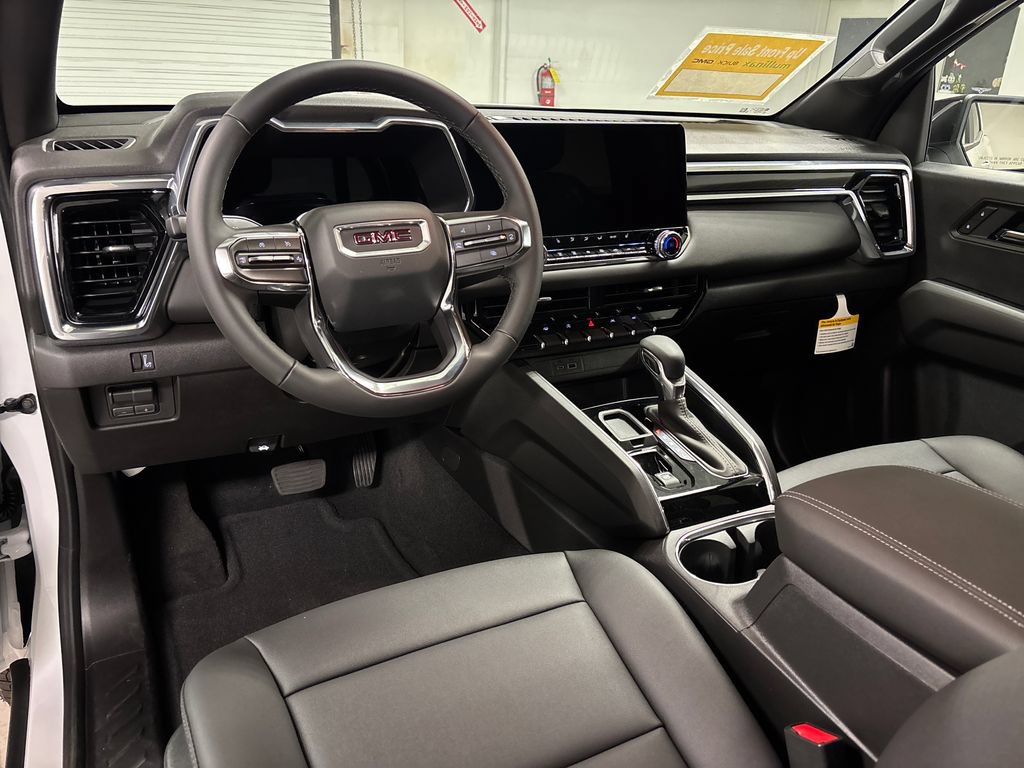 New 2026 GMC Canyon Elevation w/ Convenience Package RWD image 25