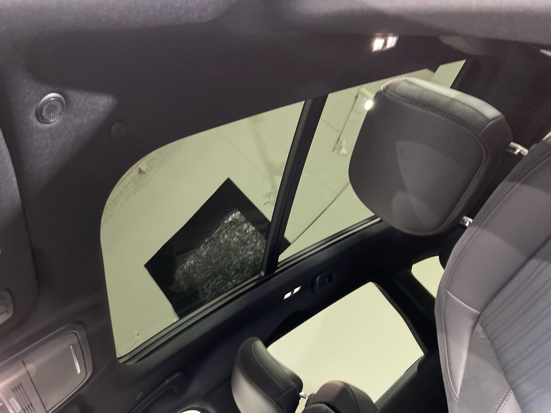 New 2024 Lincoln Nautilus Reserve w/ Equipment Group 202A image 27