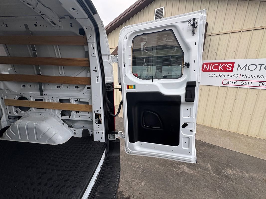 Used 2024 Ford Transit 250 Low Roof AWD w/ Exterior Upgrade Package image 42