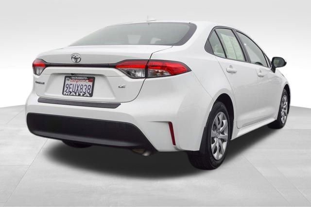 Certified 2023 Toyota Corolla LE image 3