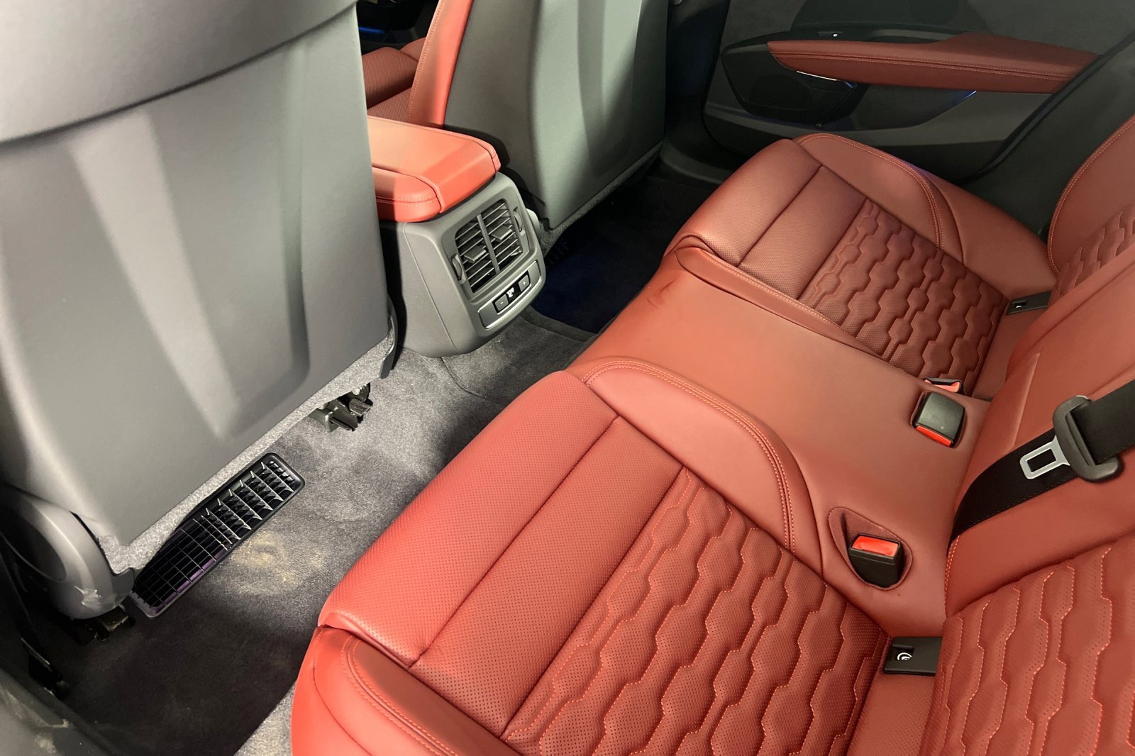 New 2026 Audi S e-tron GT Premium Plus AWD/4WD image 11