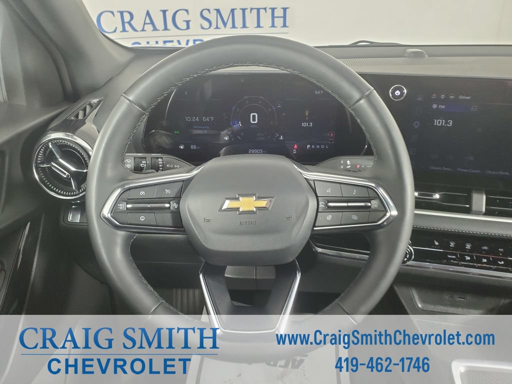 Used 2025 Chevrolet Equinox LT FWD image 16