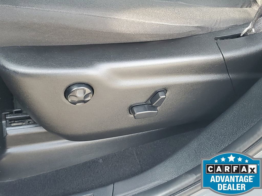 Used 2023 Dodge Durango GT image 28