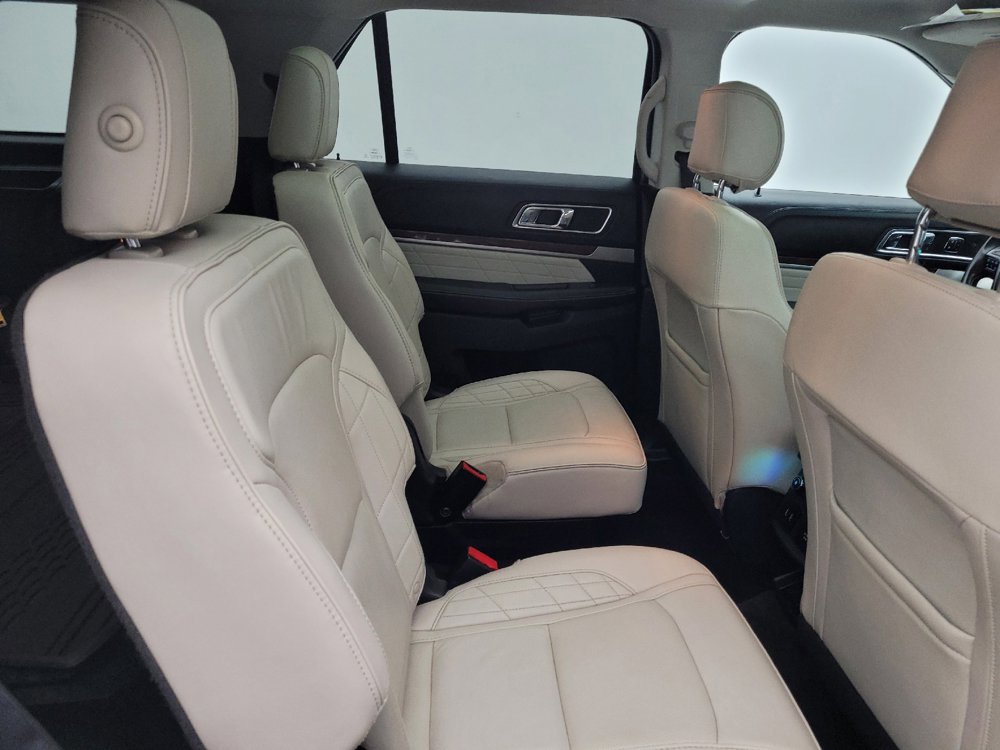 Used 2017 Ford Explorer Platinum AWD/4WD image 19