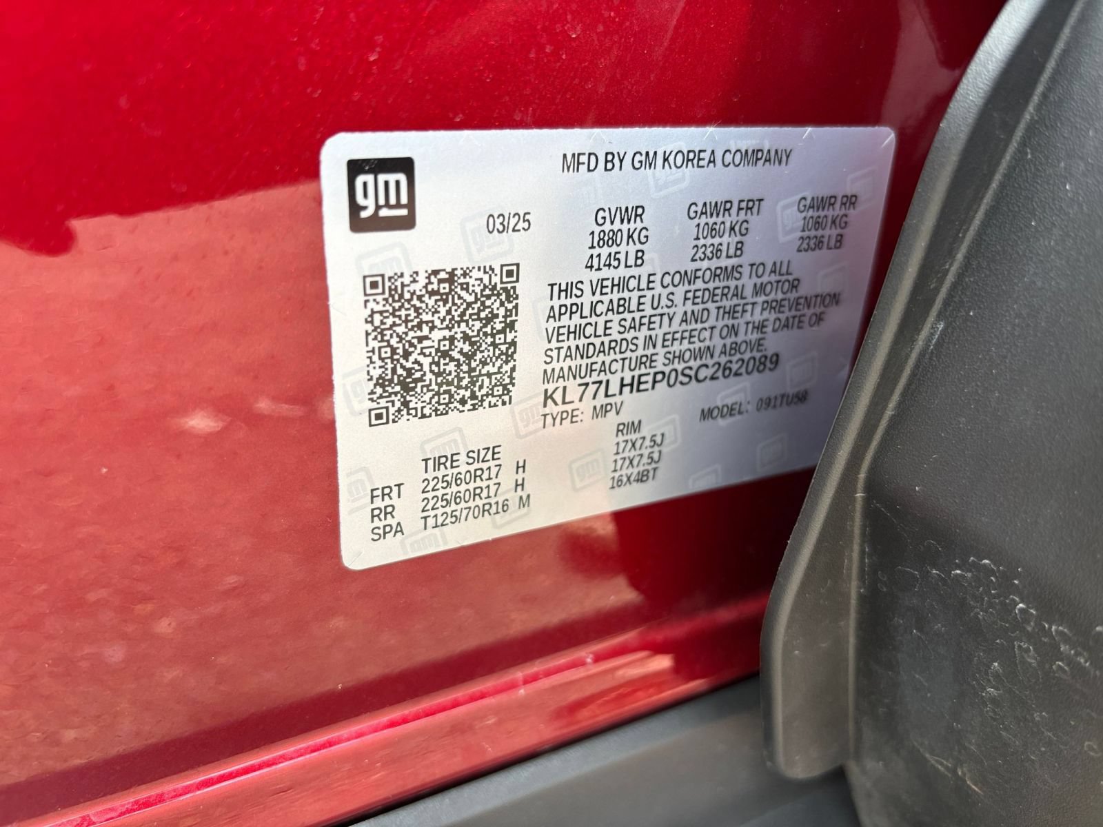Used 2025 Chevrolet Trax LT w/ LT Convenience Package FWD image 27