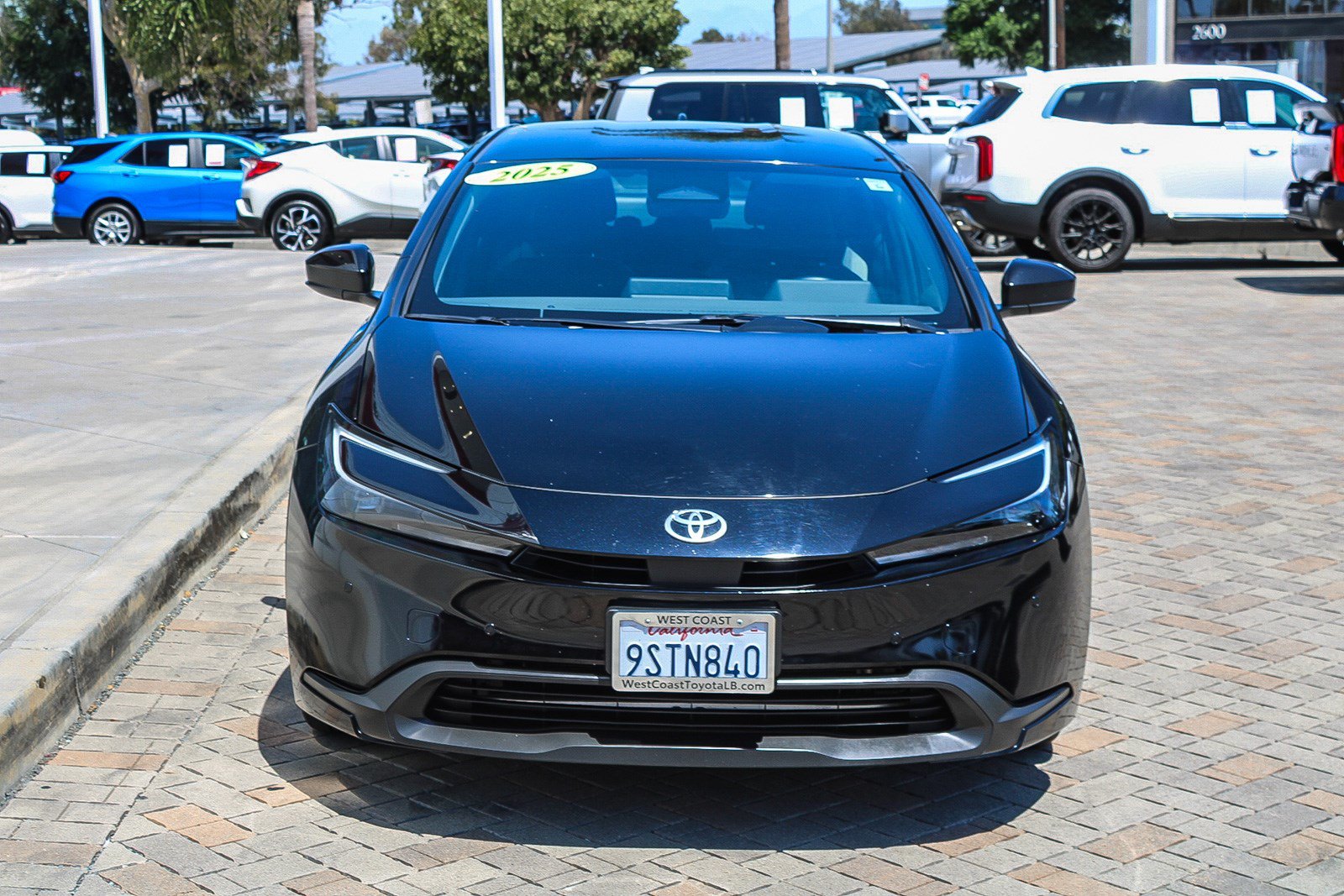 Certified 2025 Toyota Prius LE AWD/4WD image 2