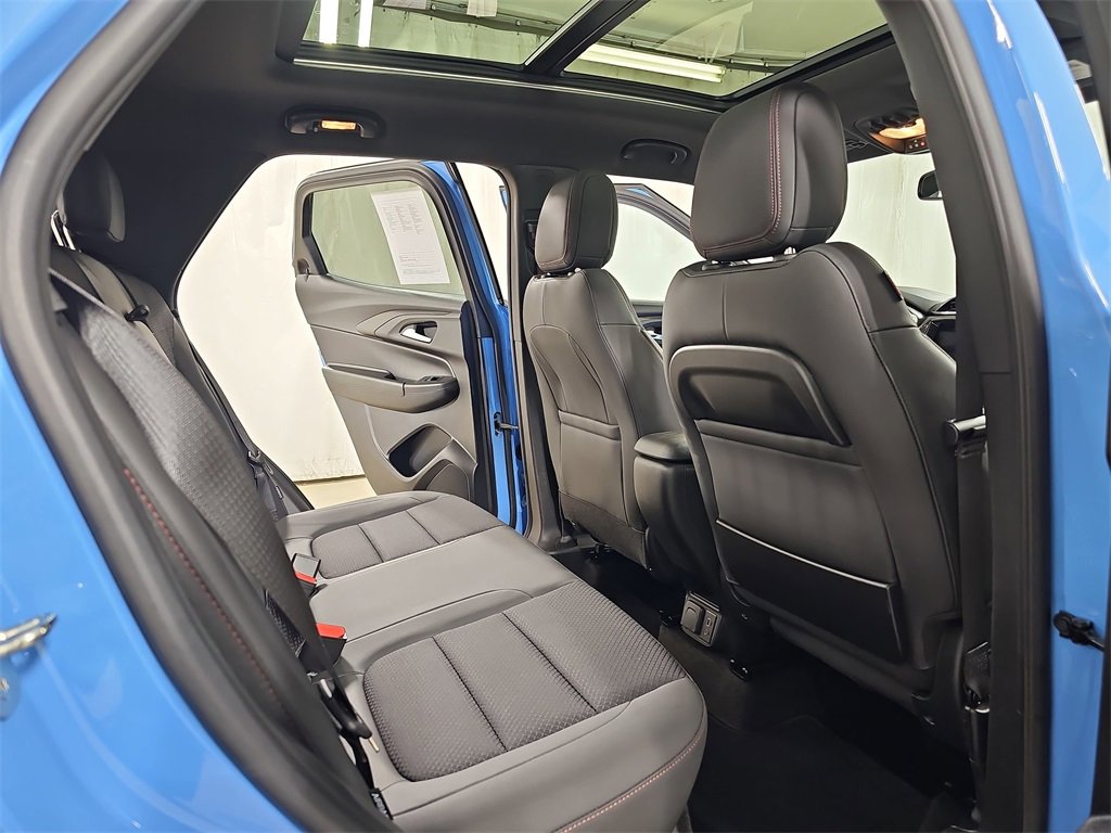 Certified 2023 Chevrolet TrailBlazer RS w/ Sun and Liftgate Package image 17