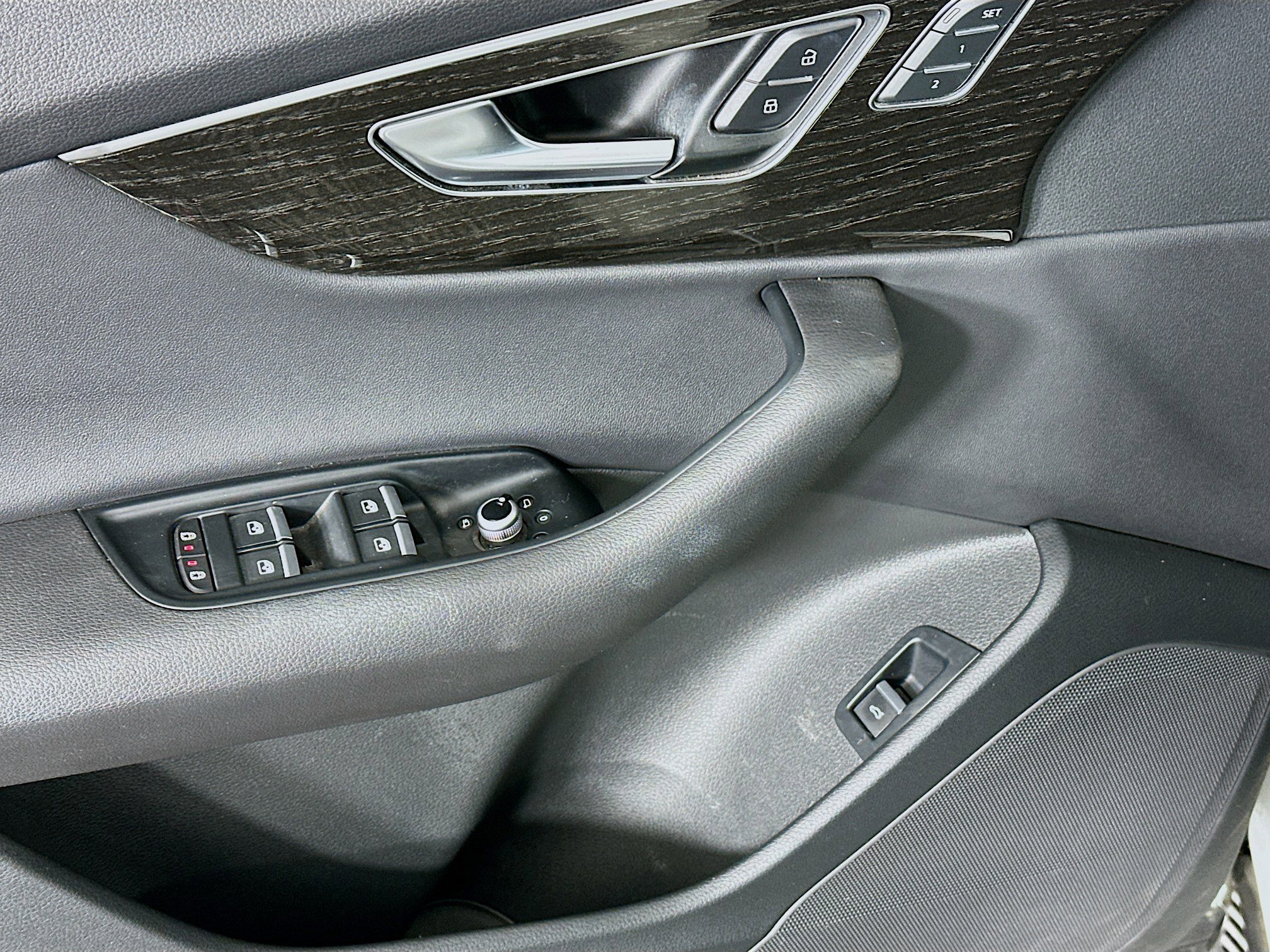 Used 2022 Audi Q7 3.0T Premium image 15