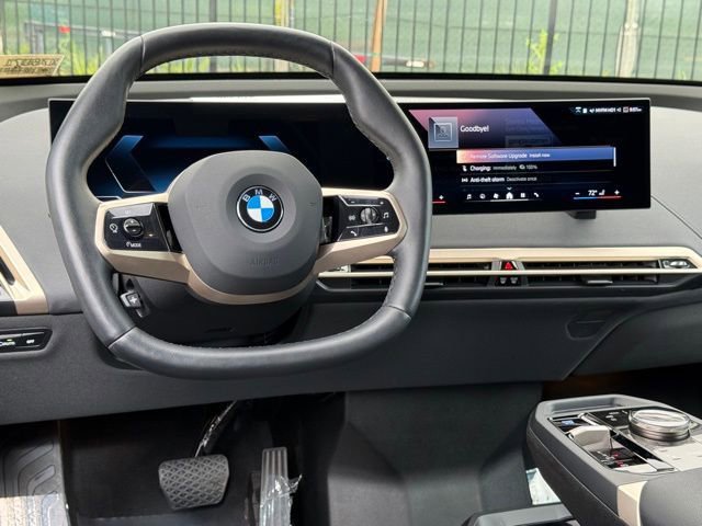 Used 2026 BMW iX xDrive45 w/ Climate Comfort Package image 30