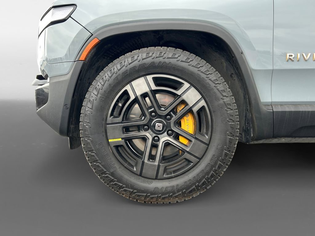 Used 2023 Rivian R1S Adventure AWD/4WD image 15