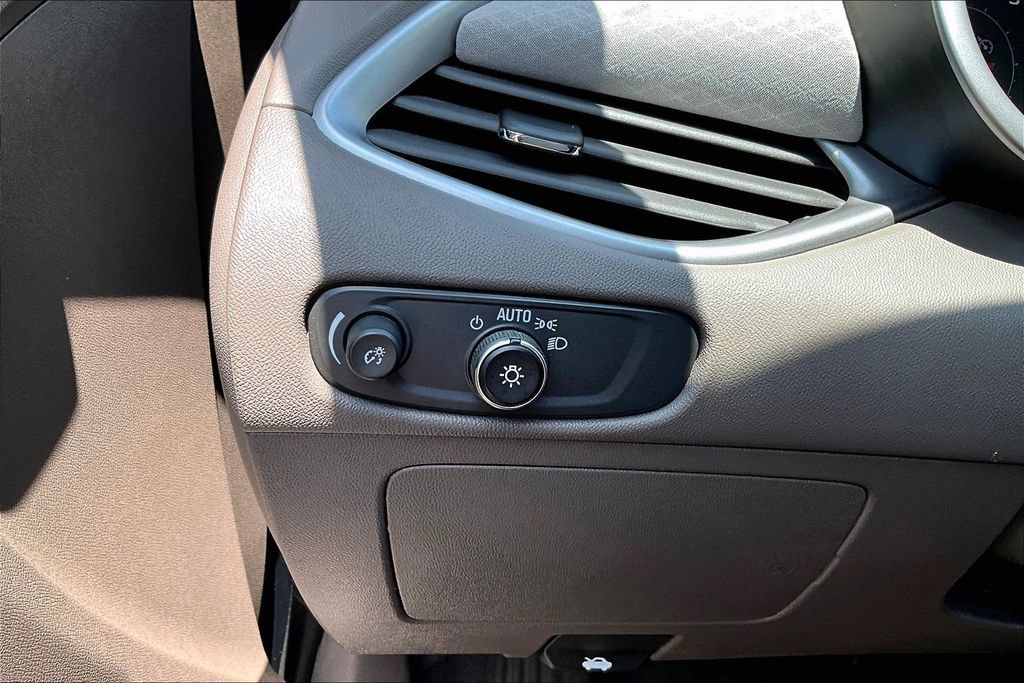 Used 2025 Chevrolet Malibu LT FWD image 31