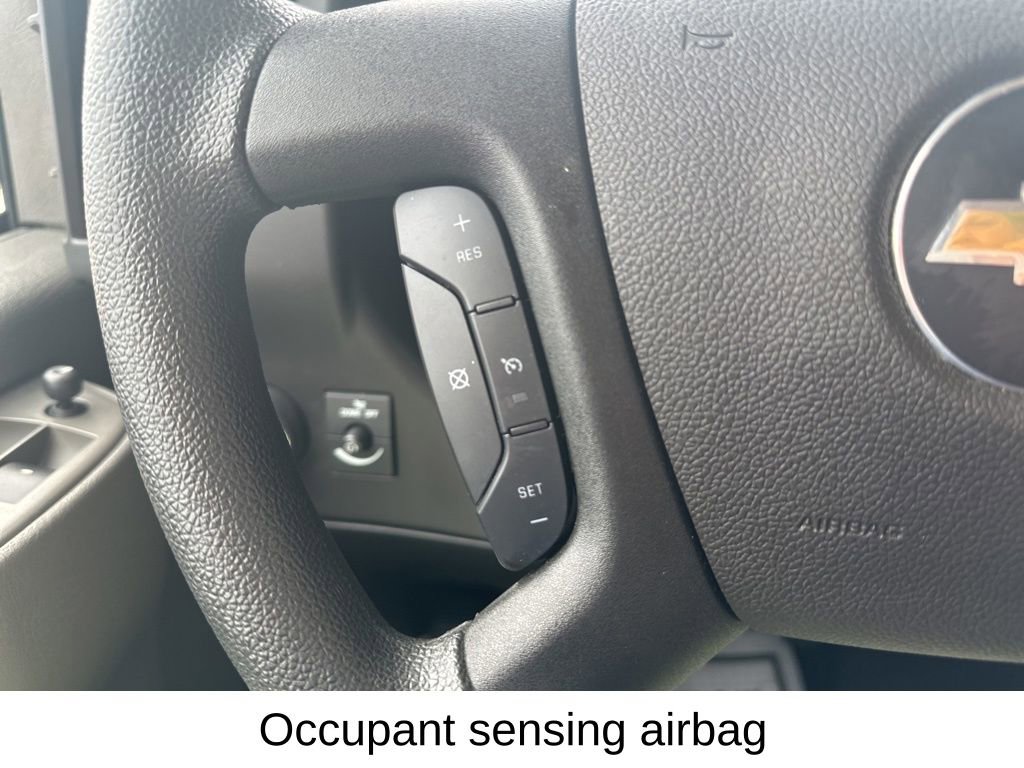 Used 2024 Chevrolet Express 2500 w/ Driver Convenience Package image 28