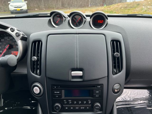 Used 2020 Nissan 370Z w/ Sport Package image 25